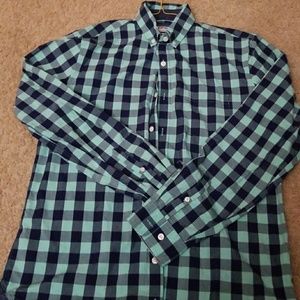 Express button shirt