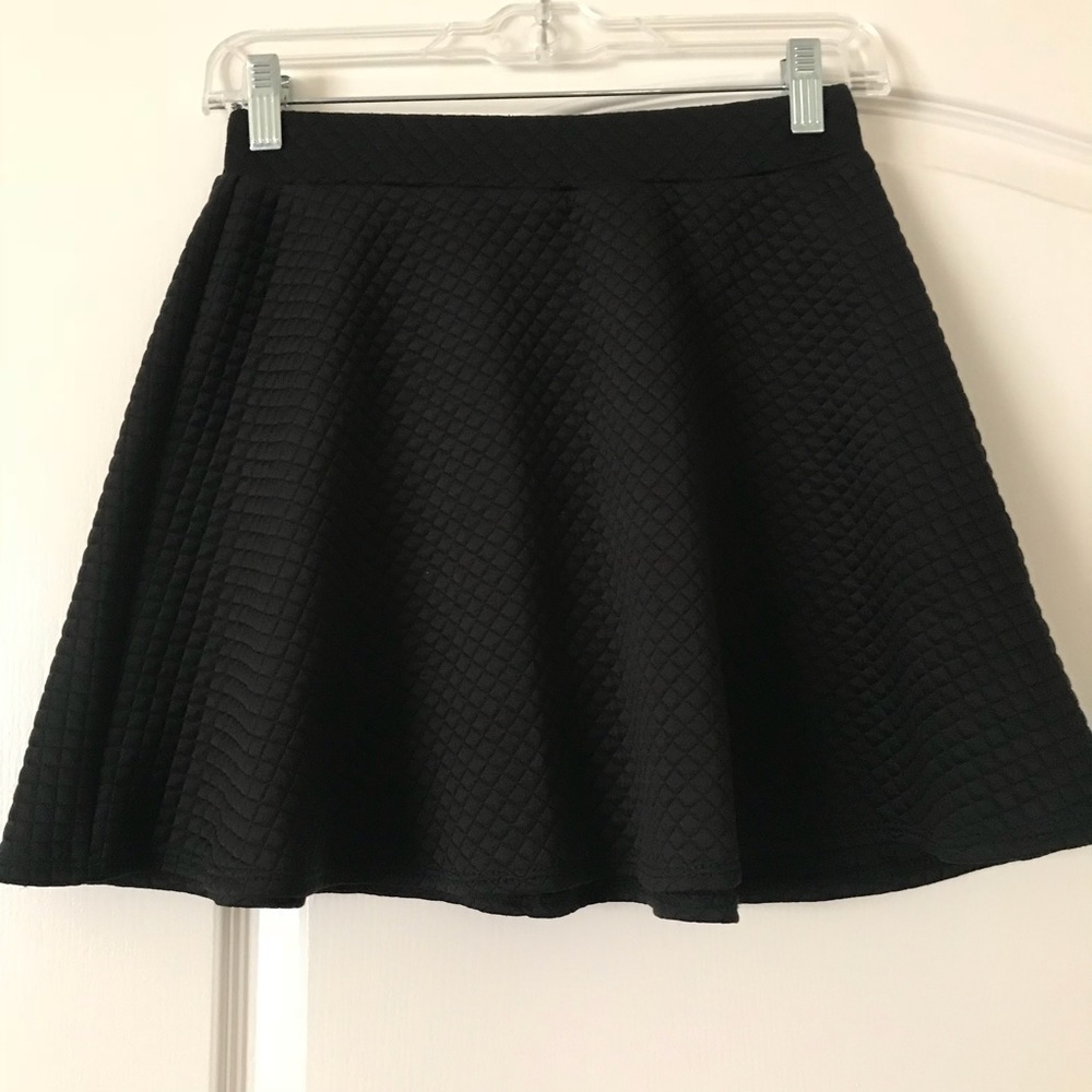 Black textured skater skirt