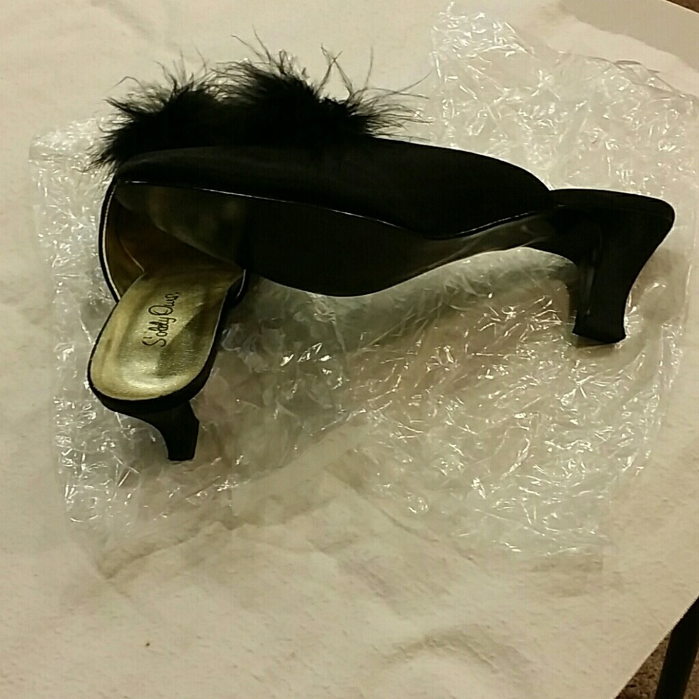 Fancy Shoes - Picture 4 of 4