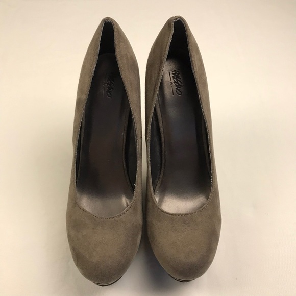 👠Mossimo Brown High Heels - Picture 2 of 6