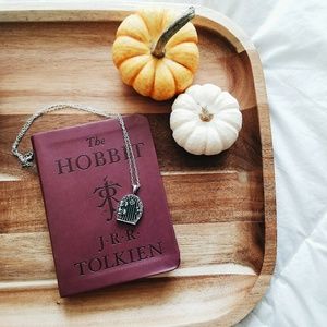 Tolkien-inspired Hobbit Hole Necklace