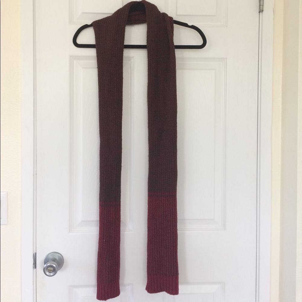 Gap scarf - perfect for fall 🍂