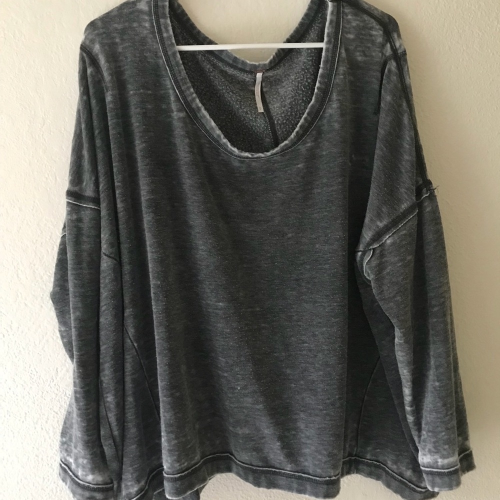 Black/gray washed sweater