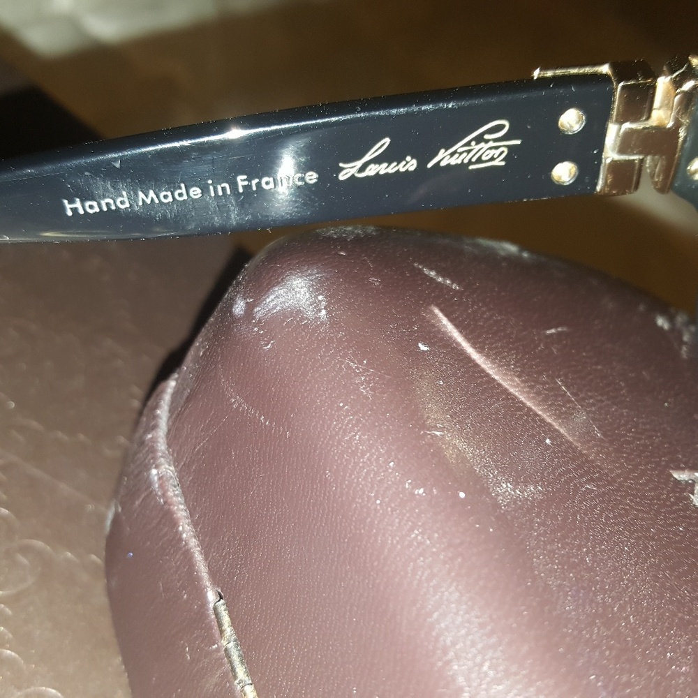 Louis Vuitton sunglasses - Picture 5 of 7
