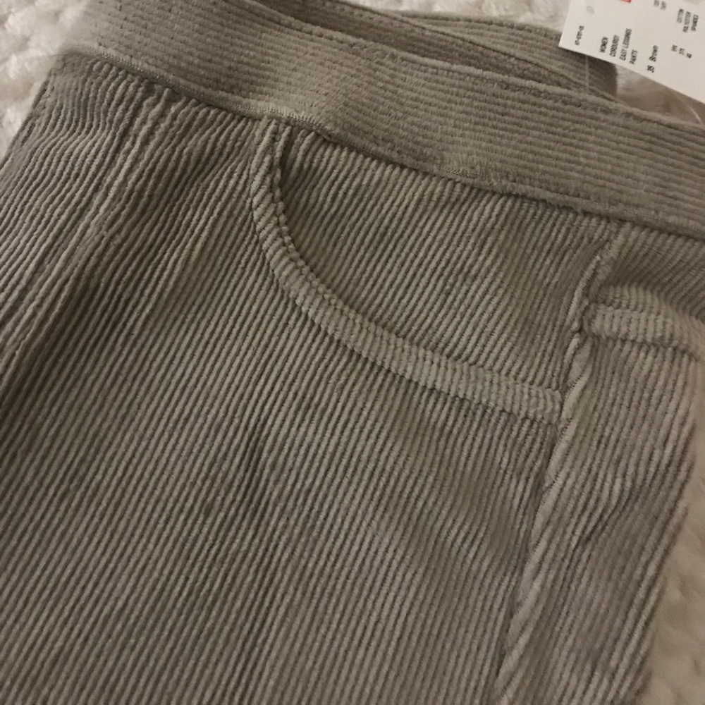 Pants - Picture 2 of 5