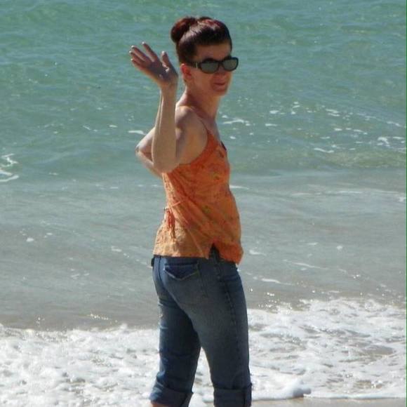 Meet your Posher, Kim - Picture 1 of 1