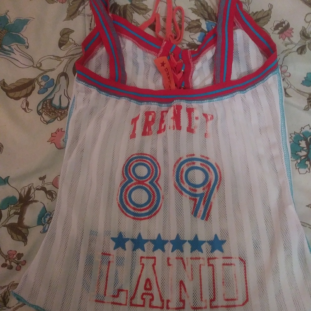 Trendy tank top