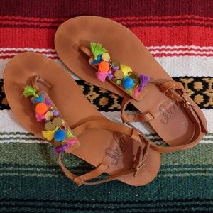 Sseko Designs Shoes - Sseko Designs Caramel T-Strap Tassel Sandals Sseko Designs Shoes - Sseko Designs Caramel T-Strap Tassel Sandals