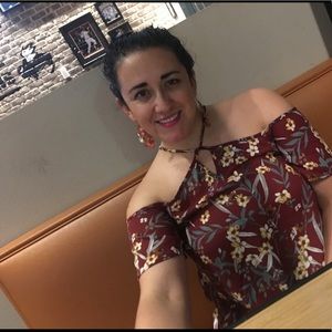 Meet your Posher, Maria