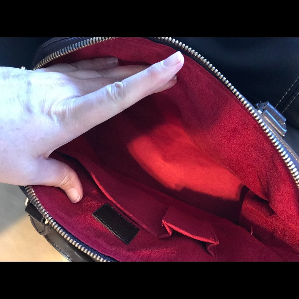 !SOLD!Authentic Louis Vuitton Trevi PM - Picture 5 of 8