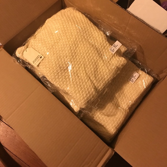 Chunky Boho cardigans - Picture 2 of 3