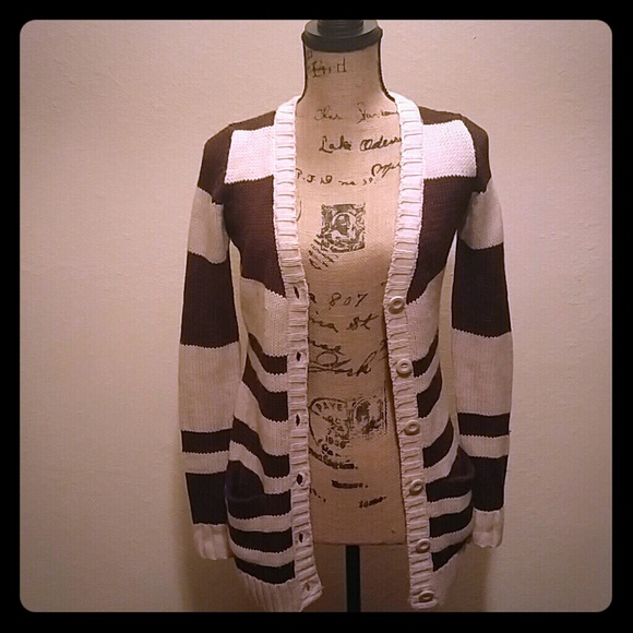 Cardigan - Picture 1 of 2