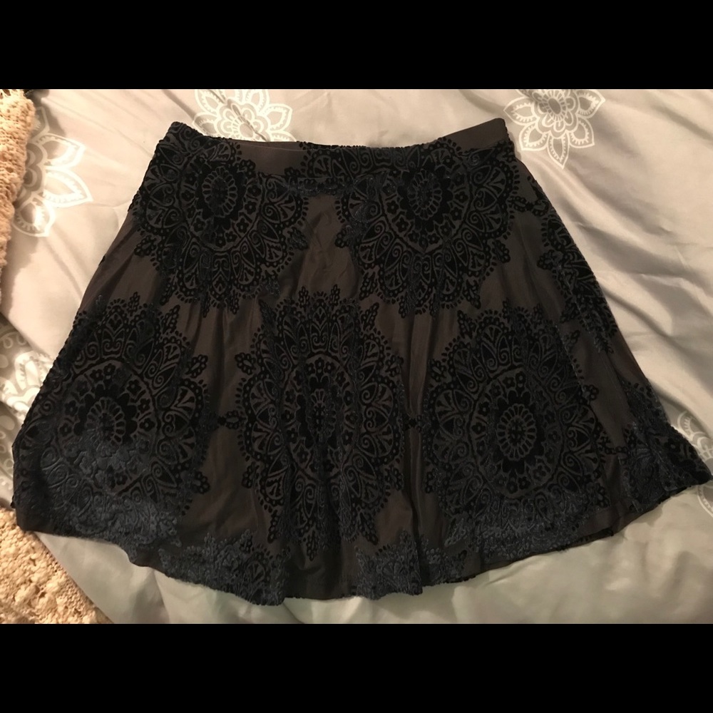 LA Hearts Velvet Skirt