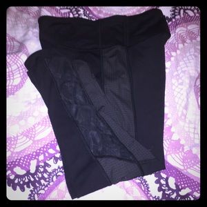 Lululemon Crisscross Panel Yoga Pants