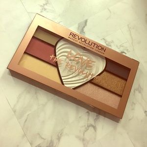 Revolution Make up palette