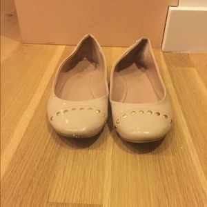 Nude Flats