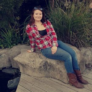 Meet your Posher, Sierra