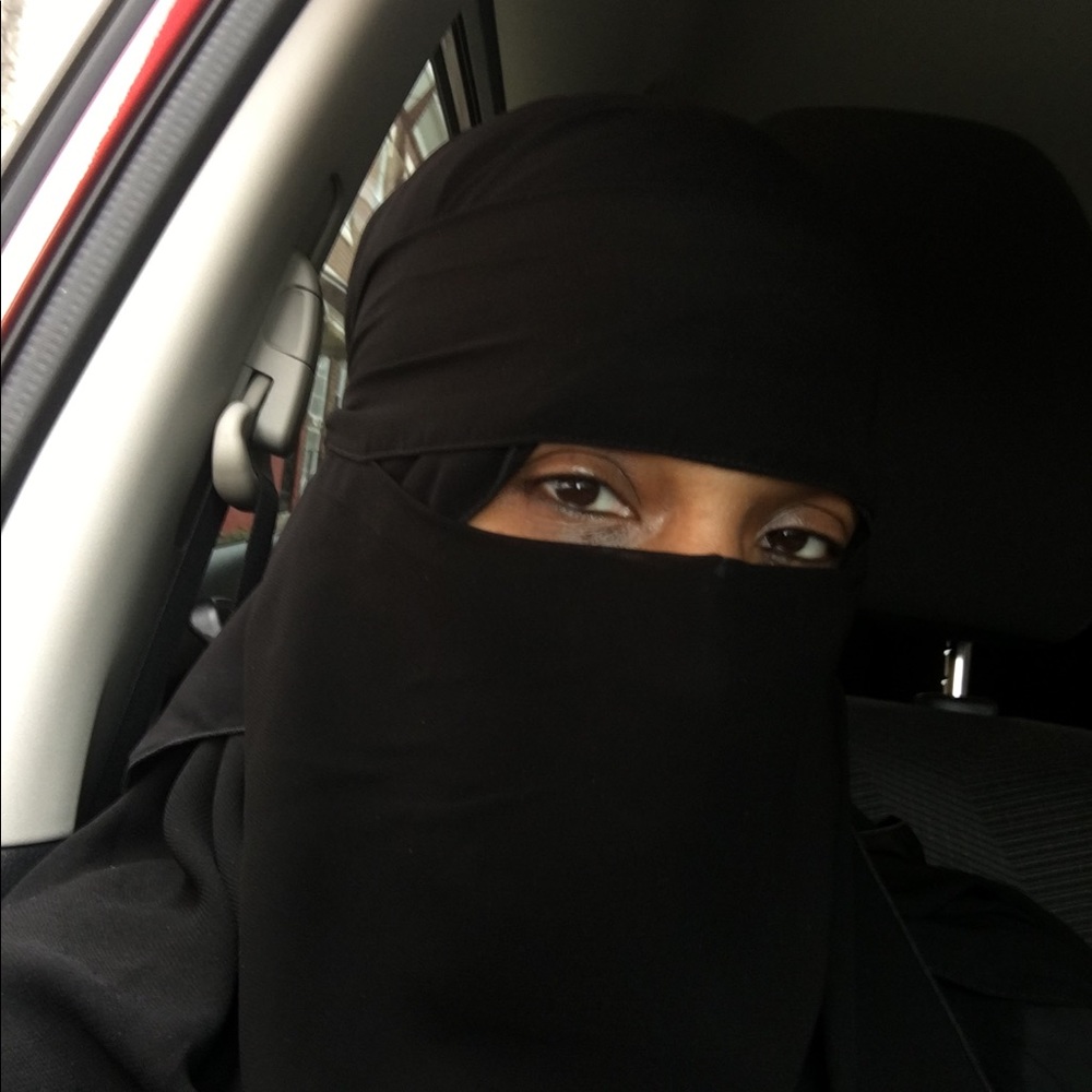 Meet your Posher, Aysiah