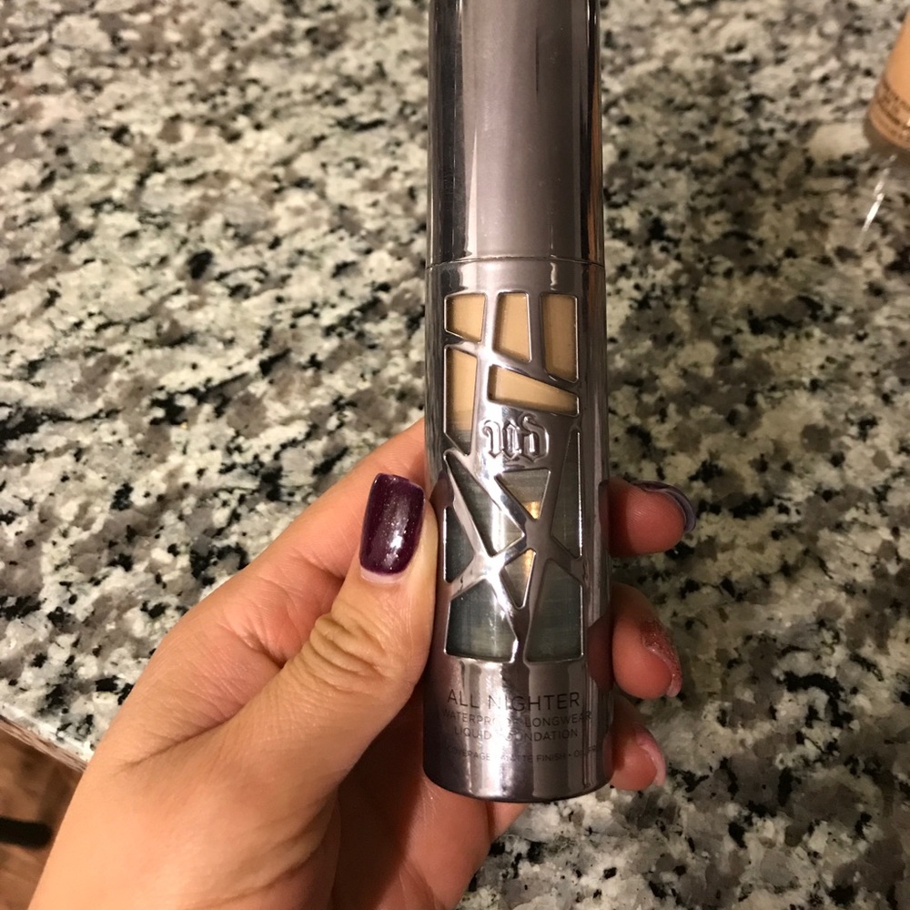 Urban Decay all nighter foundation