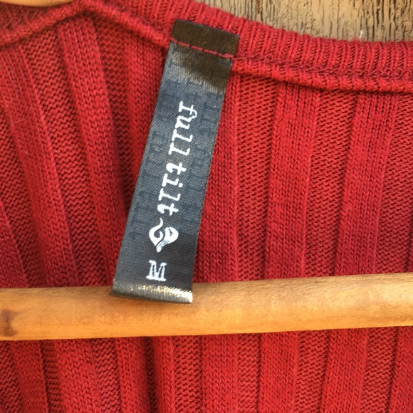 Red Ribbed Racerback Crop. - Picture 5 of 5