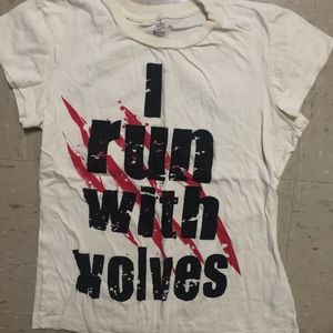 I run with wolves tee