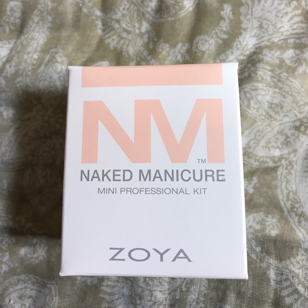 ZOYA - Brand new (Naked manicure)