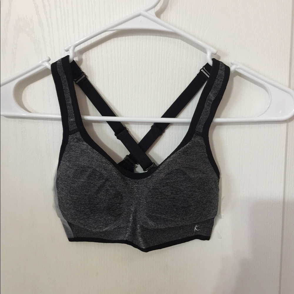 Sports Bra with Clasp on Back