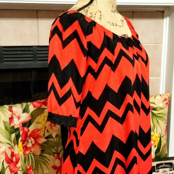 2tee couture short sleeve cheveron print dress Med - Picture 5 of 6