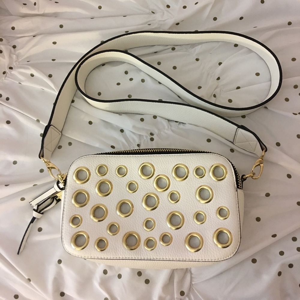 *NEVER BEEN USED* STEVE MADDEN PURSE