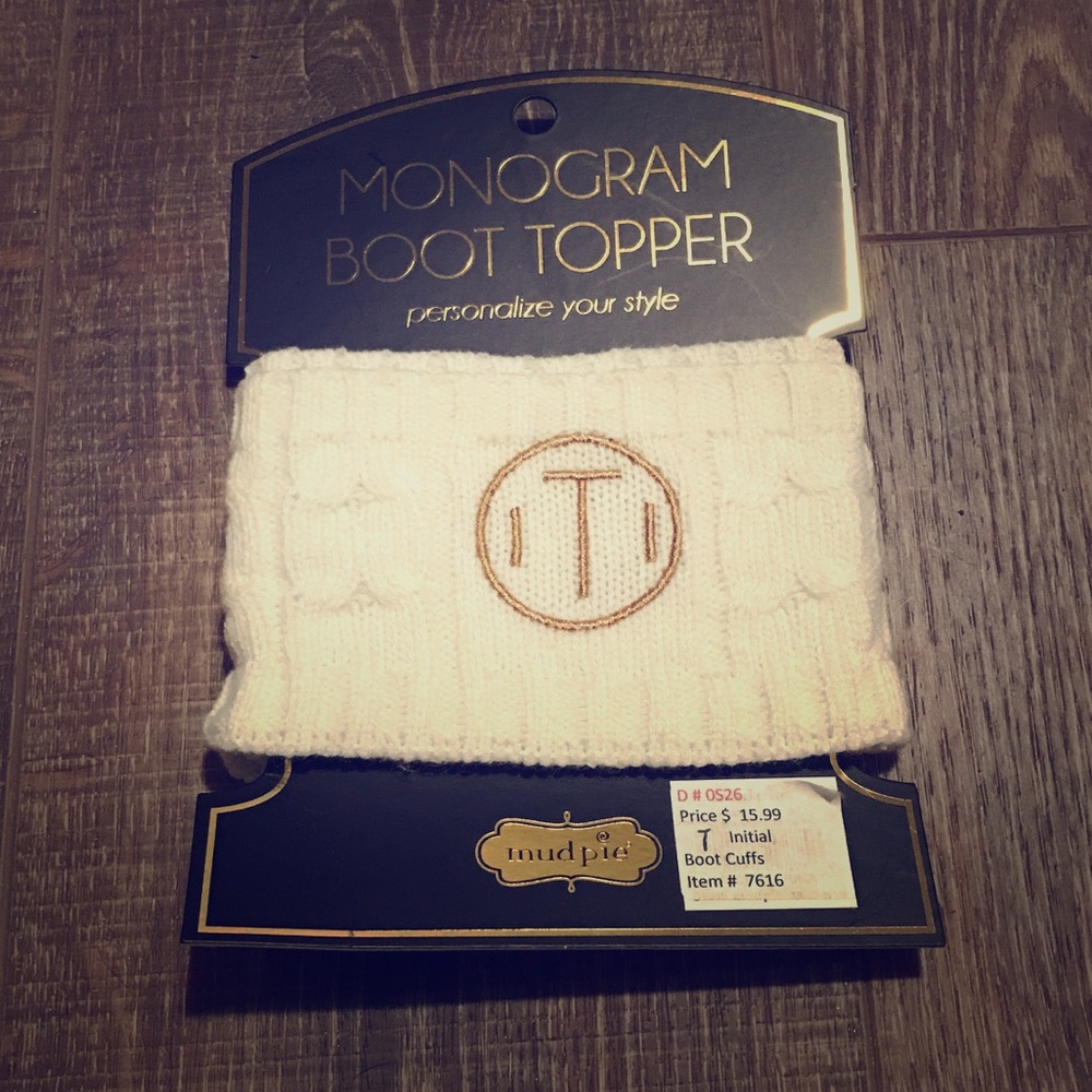 'T' monogrammed boot topper NWT