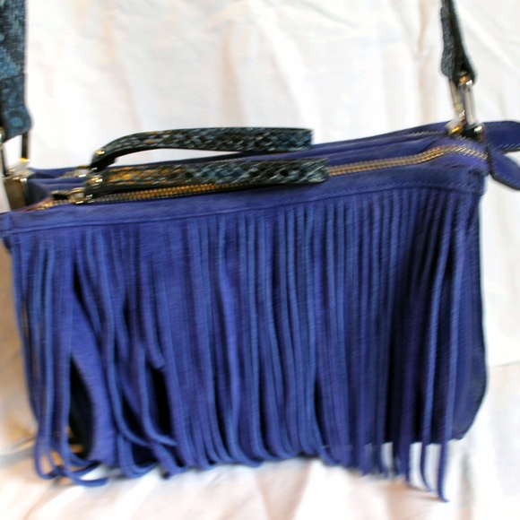 B. Makowsky Blue Suede Leather Fringe Crossbody - Picture 5 of 7