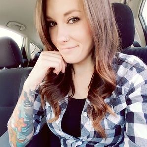 Meet your Posher, Haylee