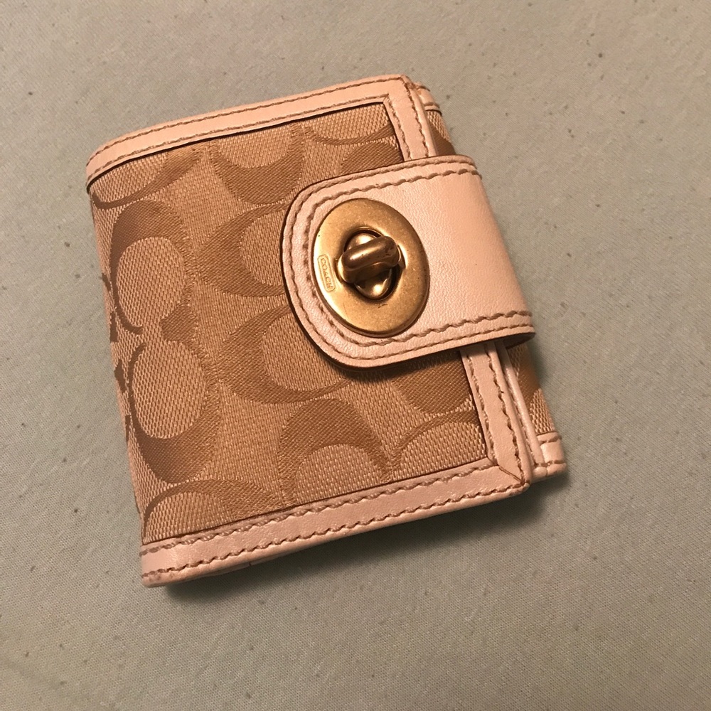 Coach wallet