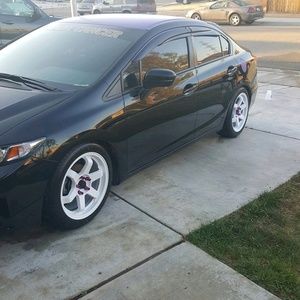 Meet your Posher, Kyle