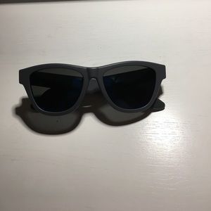 MUST READ ZUNGLE GLASSES