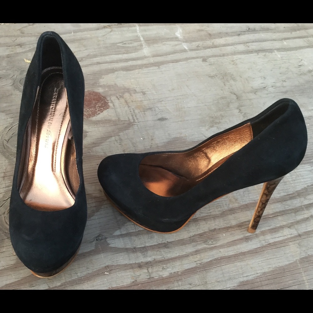 ZARA WOMAN f/w 2011/12 BLACK HEELS.