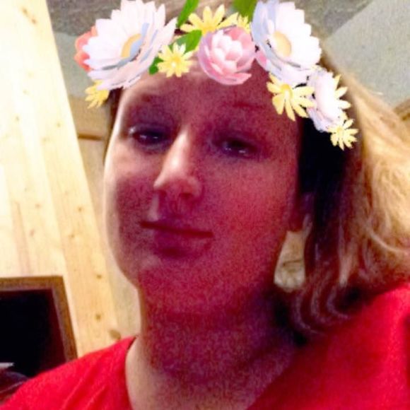 Meet your Posher, Jennifer - Picture 1 of 1