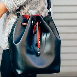 Zara bucket bag ⭐️