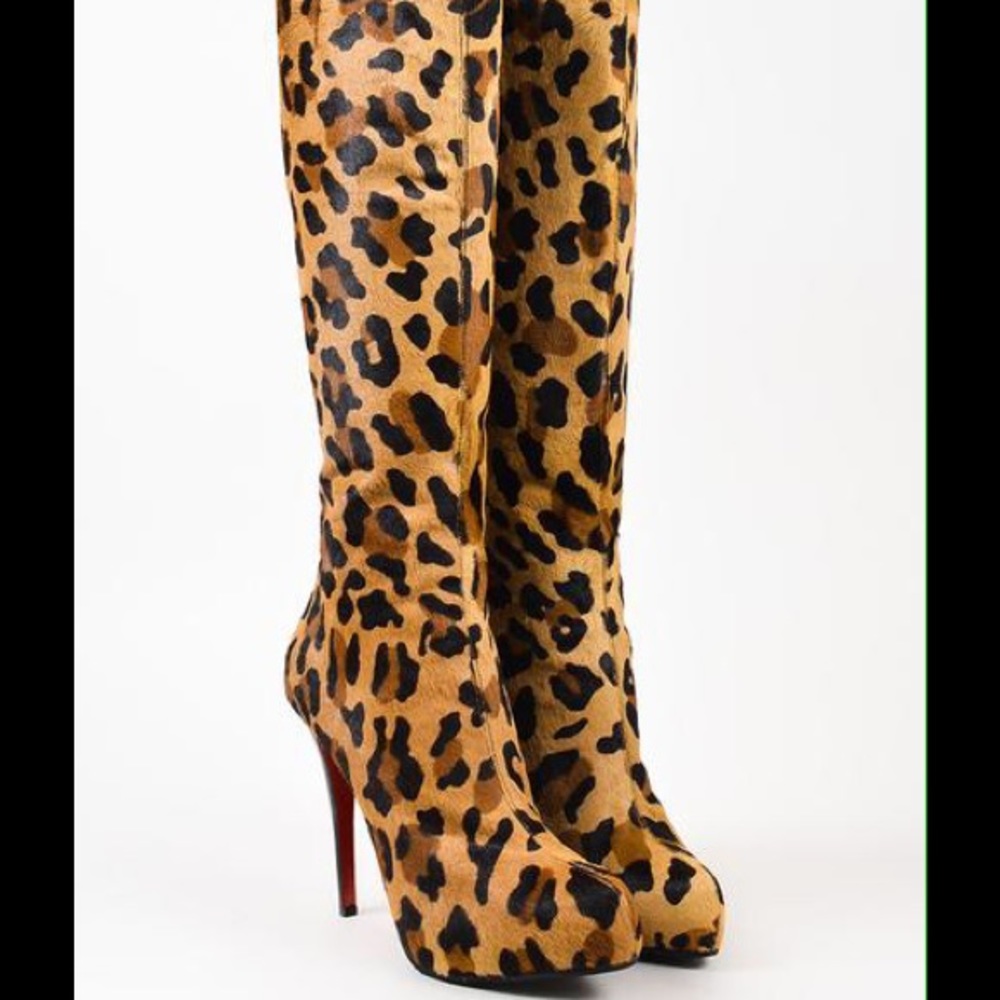 ✨SOLD✨Authentic Christian Louboutin boots