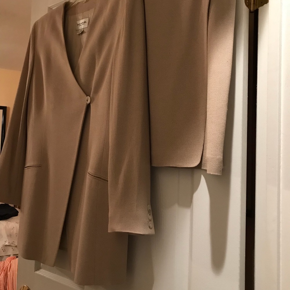Emanuel Ungaro suit classic design