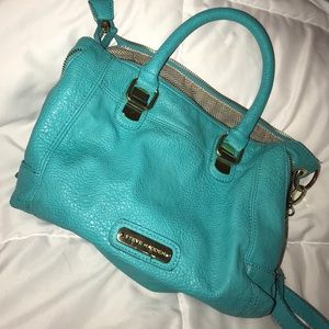 pretty blue steve madden crossbody!
