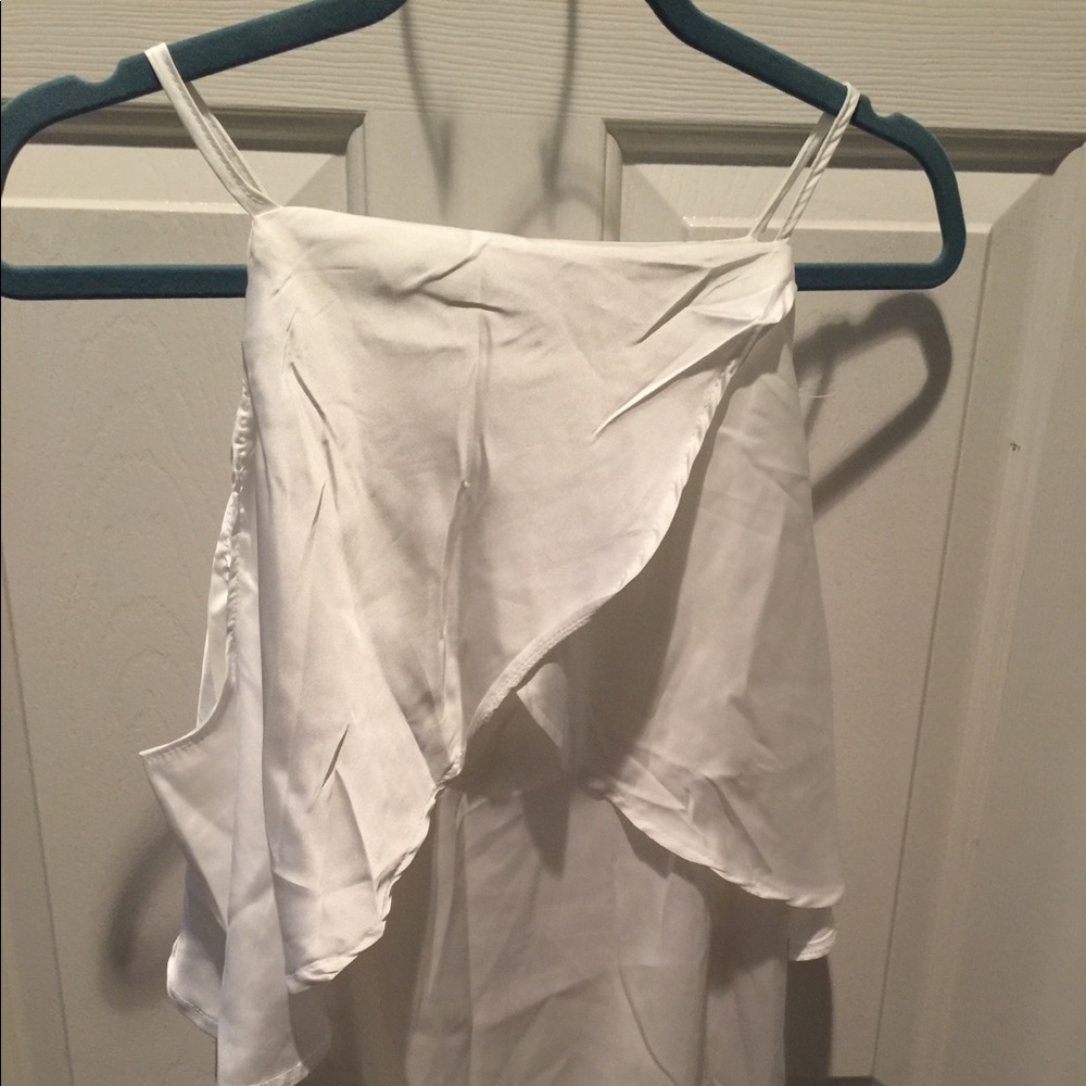 Cold shoulder blouse. - Picture 4 of 4