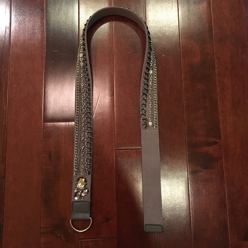 Women’s Jeweled Metallic Rock chain link loop Belt