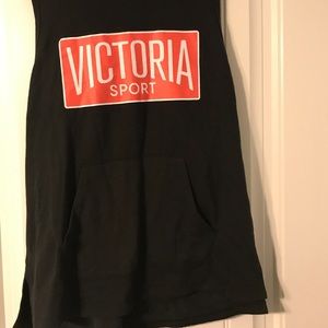 Victoria Sport workout top