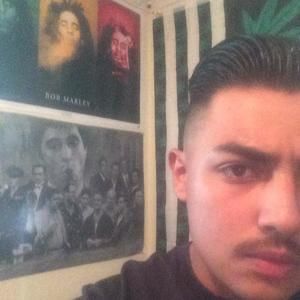 Meet your Posher, Victor