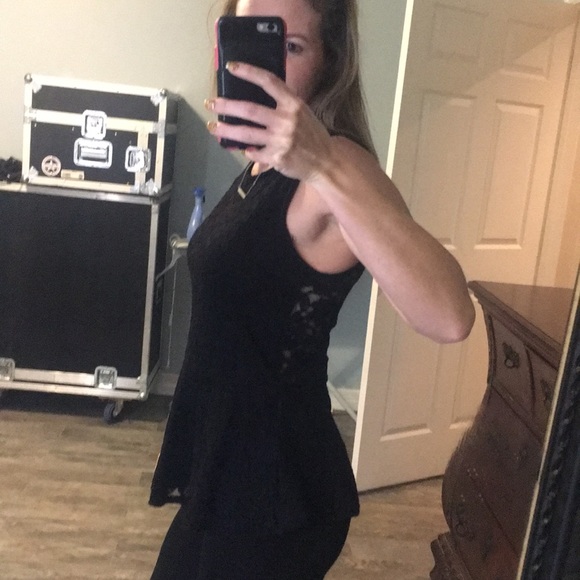 Black lace peplum top - Picture 3 of 7