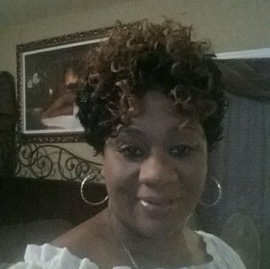 Meet your Posher, Tabitha