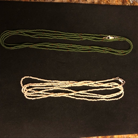 Seed beed white and green necklaces - Picture 1 of 2