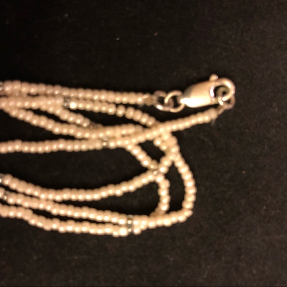 Seed beed white and green necklaces - Picture 2 of 2