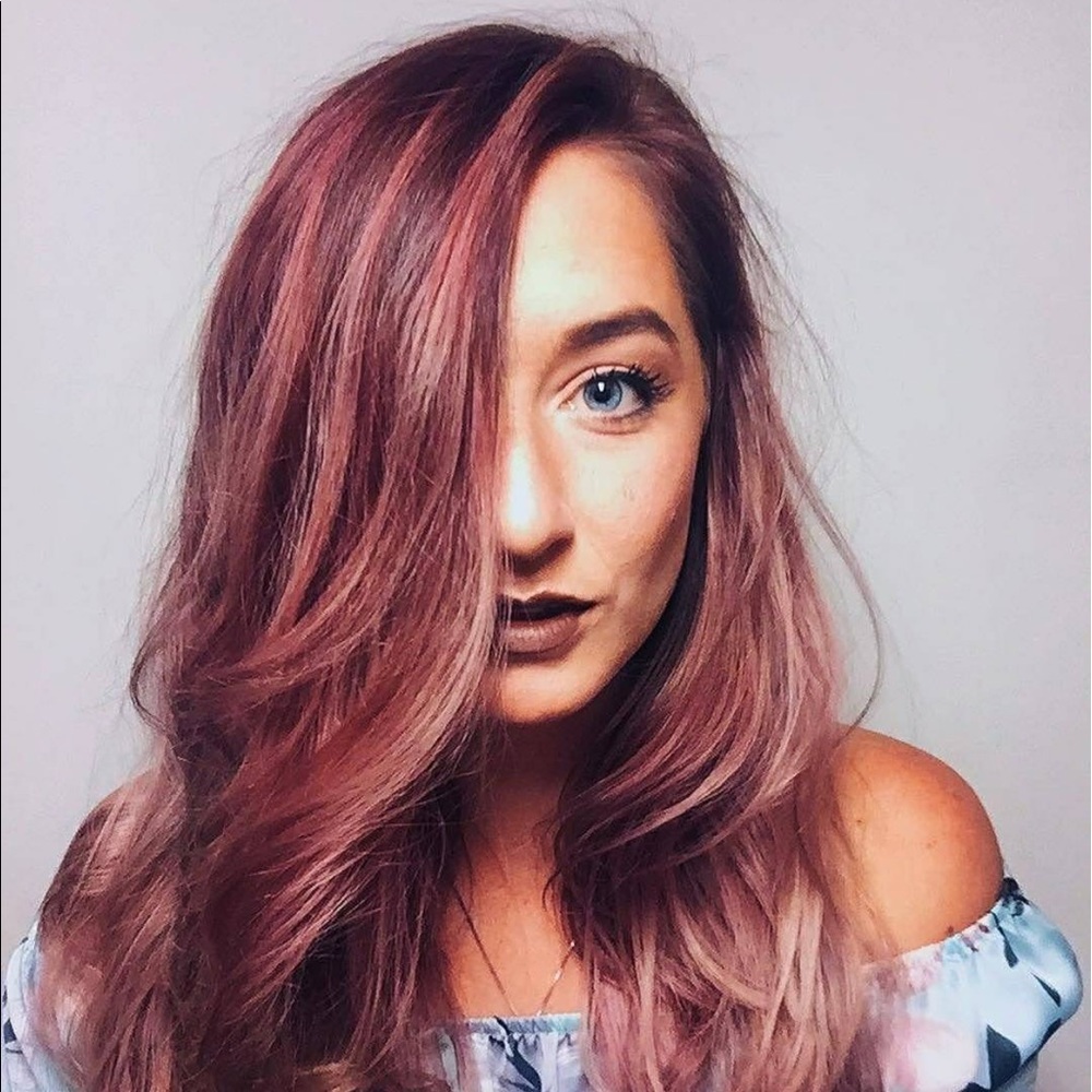 Meet your Posher, Ivian